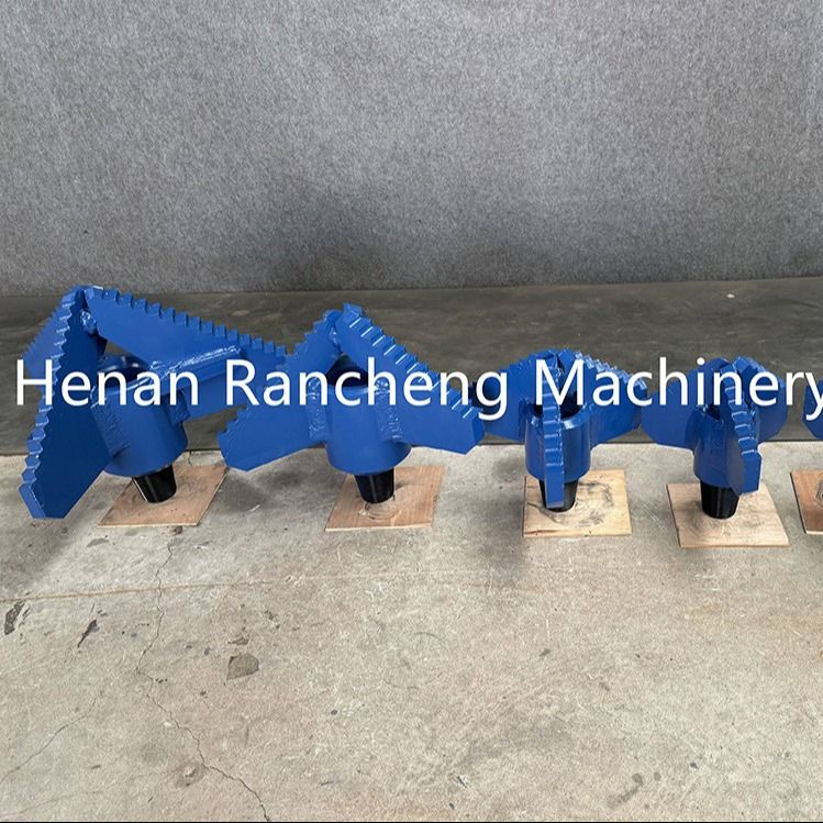 API 3 Φτερό Tungsten Carbide Step Type Drag Bit Για γεωτρήσεις πηγών νερού