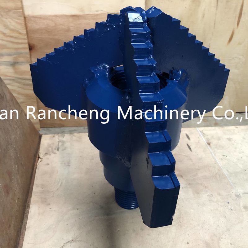 API 3 Φτερό Tungsten Carbide Step Type Drag Bit Για γεωτρήσεις πηγών νερού