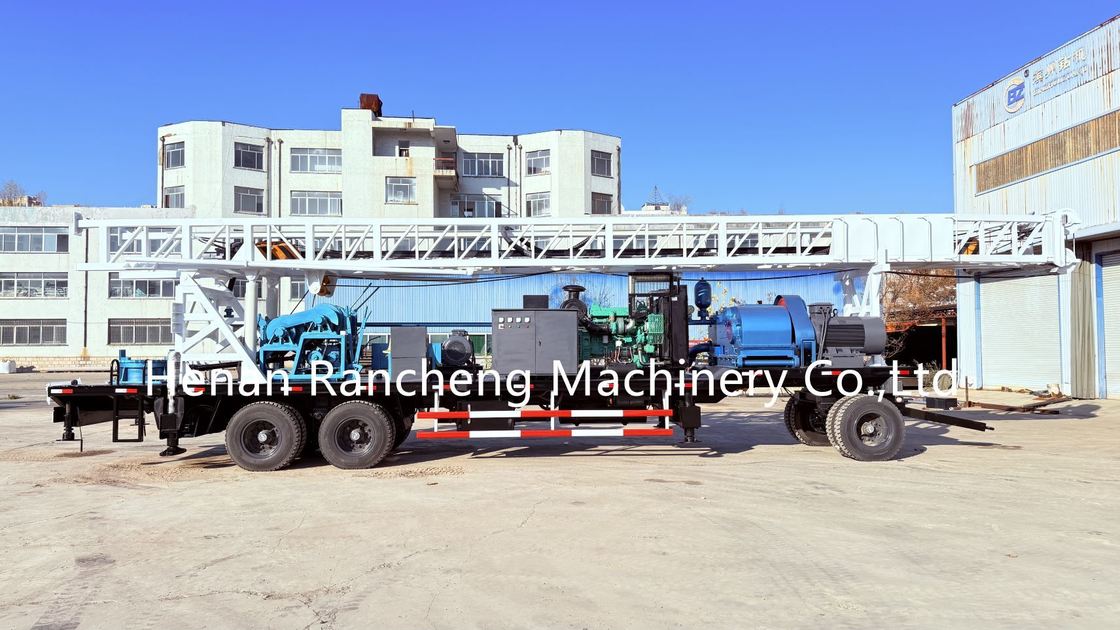 Τρυπάνι γεωτρήσεων νερού με τρέιλερ με κινητήρα ντίζελ Cummins 132KW για γεώτρηση νερού 600m