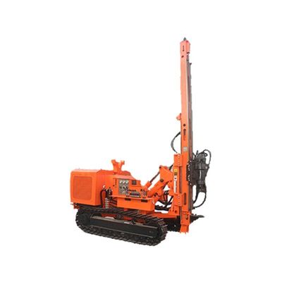 84KW Crawler Mounted Solar Pile Driver 4 κύλινδροι 20 - 100m βάθος τρύπησης