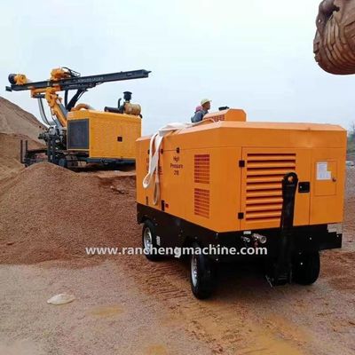 1400kg φορητός ντίζελ αέρας συμπίεσης βίδα 55KW για 8bar πίεση εργασίας